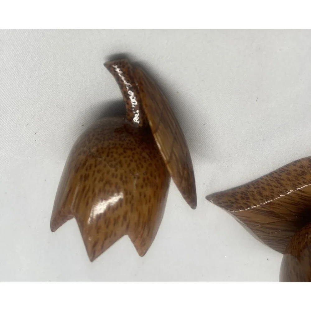 Coconut Wood Toothpick Holder Hand Carved Small Pear Home Decor Dining Room EUC